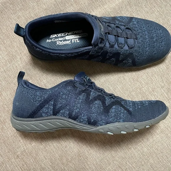 NWT Skechers Relaxed Fit sneakers Navy Blue Skechers | Shoes | Sketchers Mens Relaxed Fit Memory Foam  main image 2